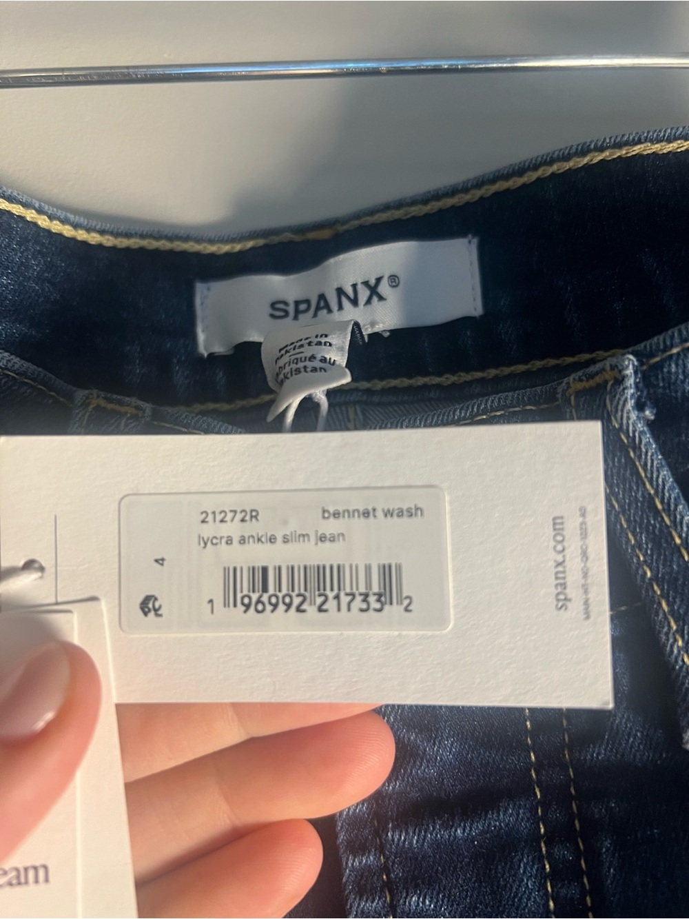 SPANX Lycra Ankle Slim Jeans Bennett Wash Size 4 NWT - Picture 5 of 5